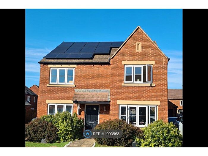 4 Bedroom Detached House To Rent In Broad Way, Upper Heyford, Bicester, OX25