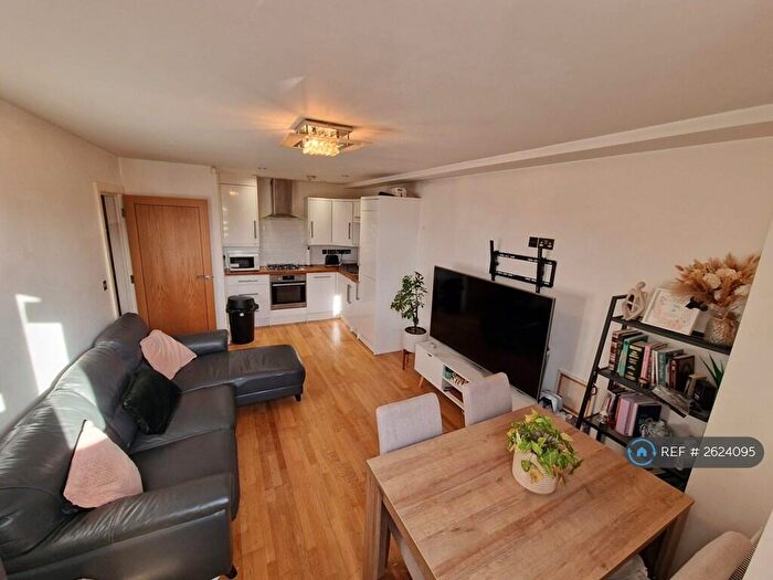 1 Bedroom Flat To Rent In Spence Court, South Norwood, SE25