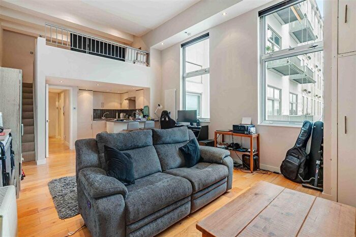 1 Bedroom Flat To Rent In Peterborough Road, London, SW6