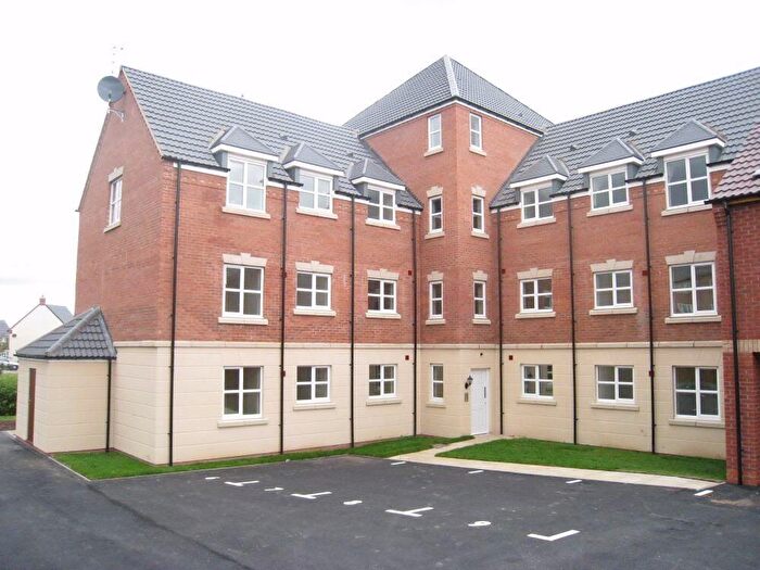 2 Bedroom Flat To Rent In Sockburn Close, Hamilton, Leicester, LE5