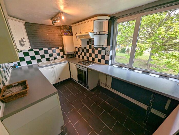 2 Bedroom Apartment For Sale In Thurso Walk, Corby, NN17