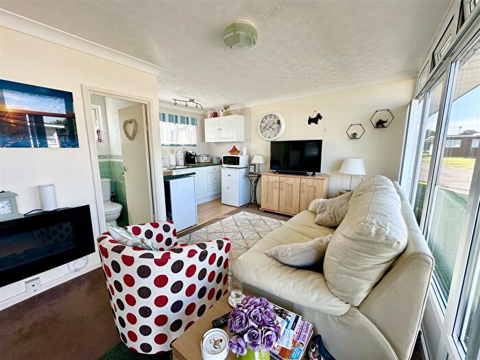 2 Bedroom Chalet For Sale In Broadside Chalet Park, Stalham, NR12