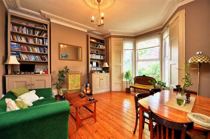 1 Bedroom Flat To Rent In Ferme Park Road, Stroud Green, London, N4