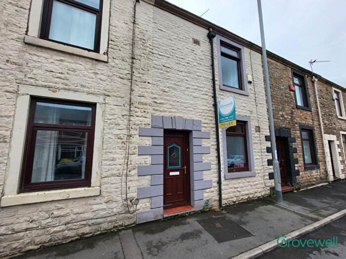 2 Bedroom Terraced House To Rent In Ripponden Road, Oldham, OL4