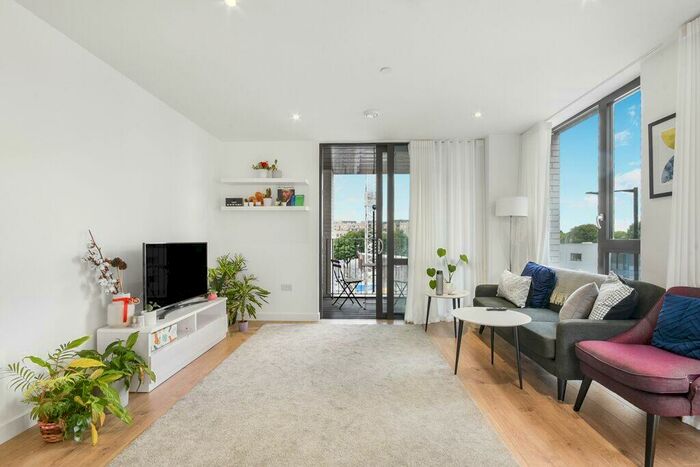 3 Bedroom Apartment To Rent In Merchants House, Forrester Way, London, E15