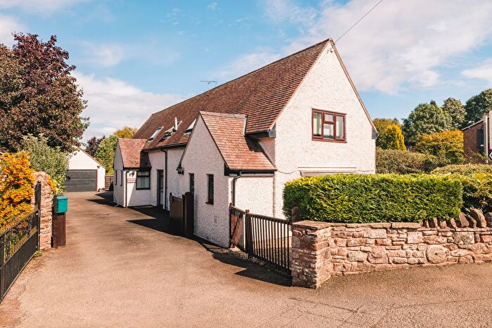 4 Bedroom Cottage For Sale In The Old Granary, Lea, Ross-On-Wye, Herefordshire, HR9
