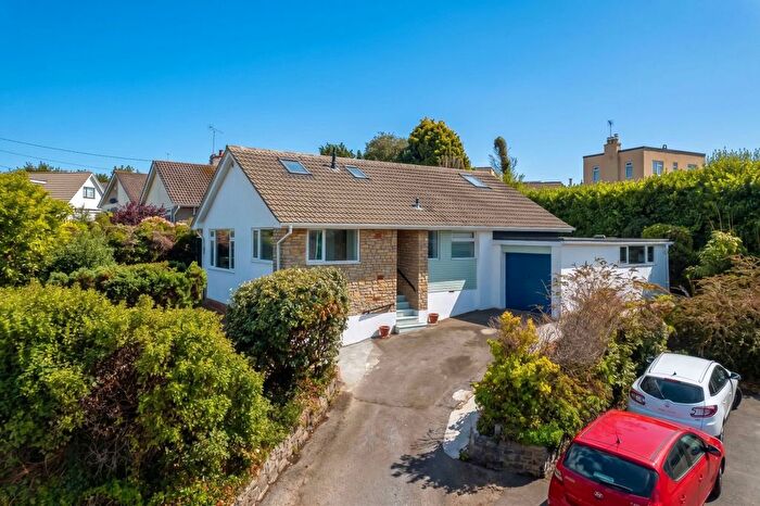 3 Bedroom Detached Bungalow For Sale In Marlowe Close, Shiphay, Torquay, TQ2