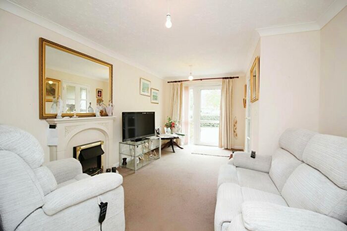 1 Bedroom Flat For Sale In Forge Court, Syston, LE7