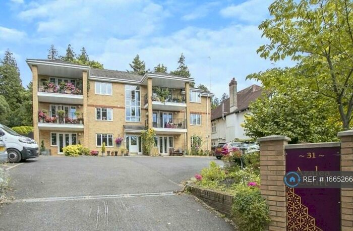 2 Bedroom Flat To Rent In Branksome Wood Road, Bournemouth, BH4