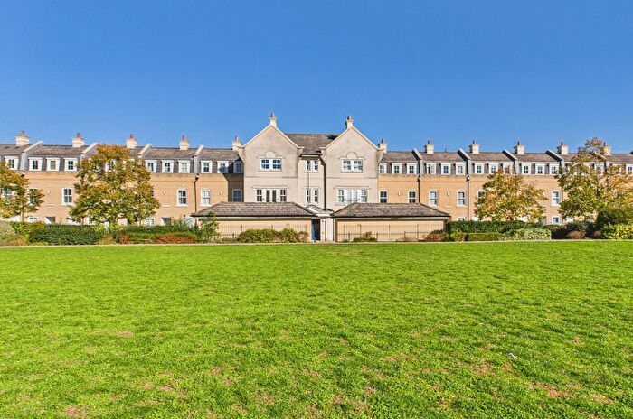 1 Bedroom Flat For Sale In St Matthews Gardens, Cambridge, CB1