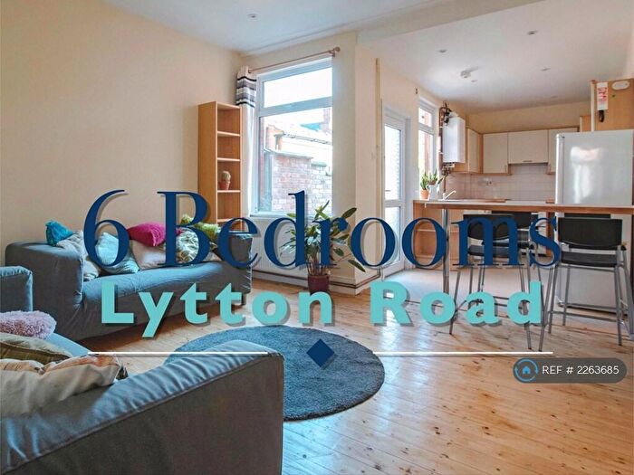 6 Bedroom Terraced House To Rent In Lytton Road, Leicester, LE2