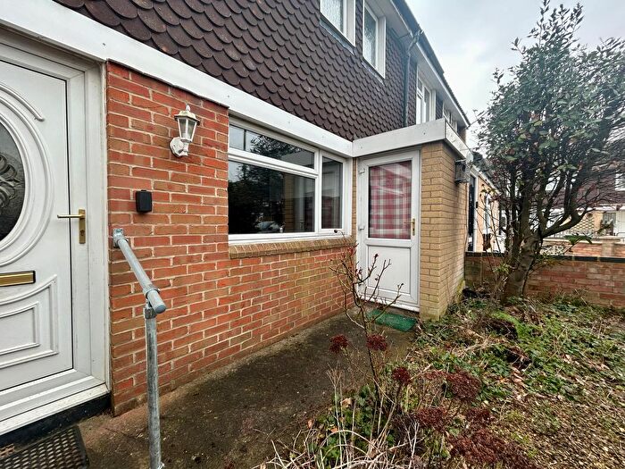 3 Bedroom Property To Rent In Periwinkle Place, Oxford, OX4