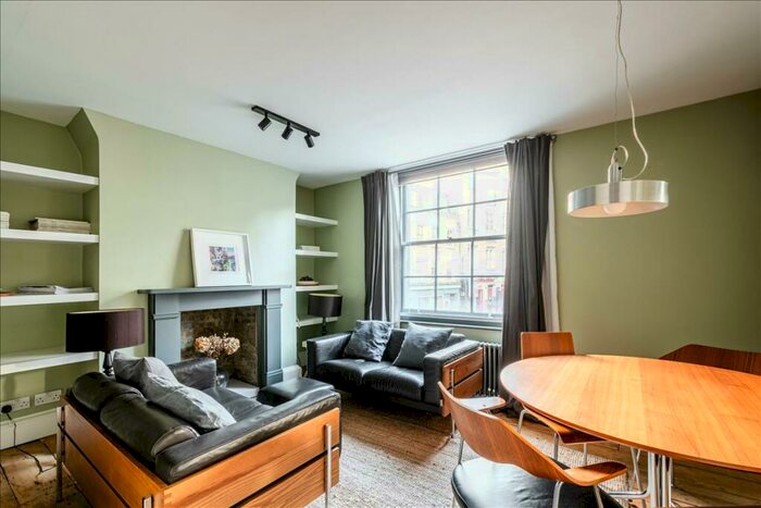2 Bedroom Triplex To Rent In Old Street, Shoreditch, EC1V