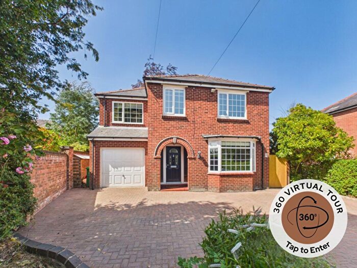 4 Bedroom Detached House For Sale In The Dingle, Haslington, CW1