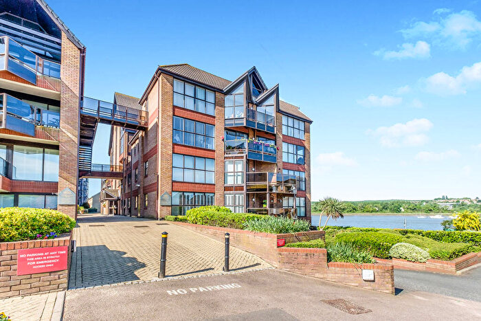 2 Bedroom Penthouse To Rent In Seaford Court Esplanade, Rochester, Kent, ME1