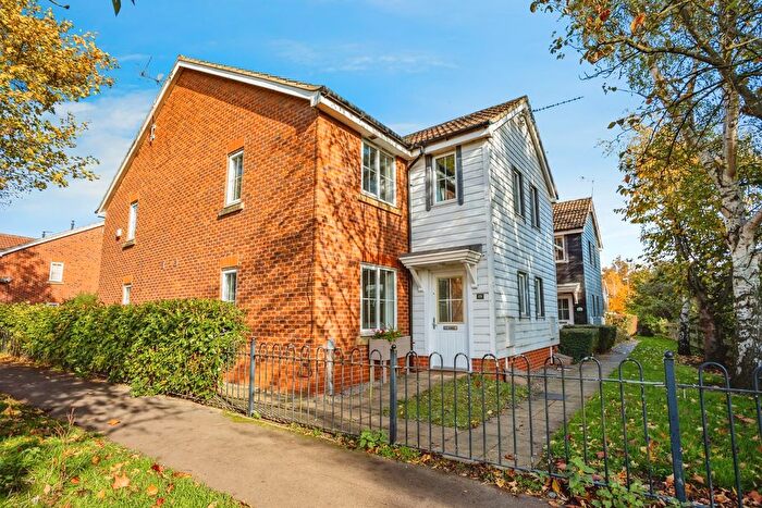 2 Bedroom Property To Rent In Swindale Close, Nottingham, NG2