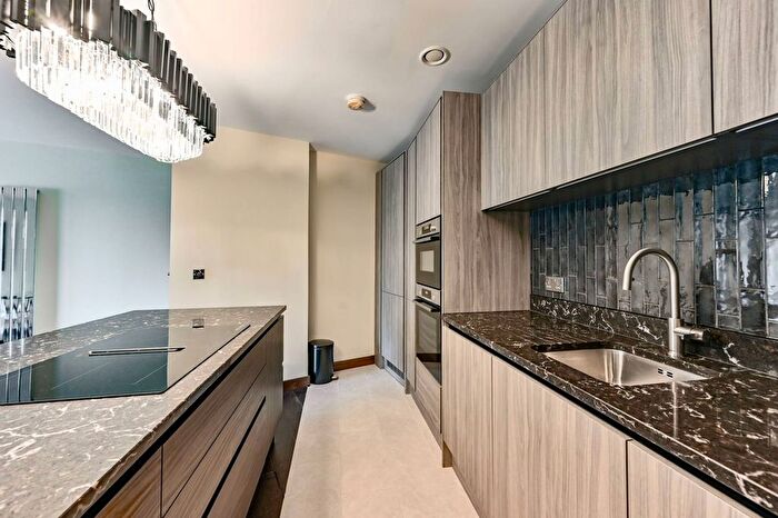 1 Bedroom Flat To Rent In Bridges Court Road, Battersea, London, SW11