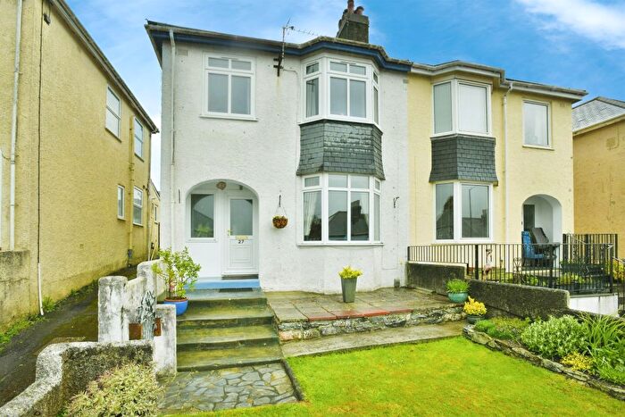 3 Bedroom Semi-Detached House For Sale In North Road, Saltash, PL12
