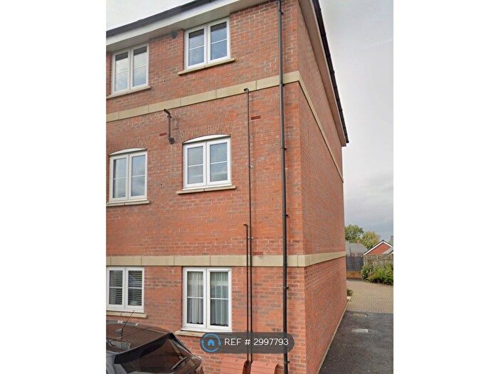 2 Bedroom Flat To Rent In Newton Leys, Milton Keynes, MK3