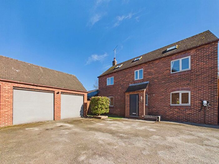 5 Bedroom Detached House For Sale In Forge Close, Repton, Derby, DE65