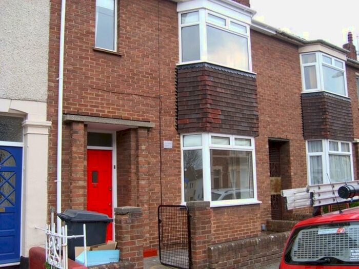 6 Bedroom Terraced House To Rent In Carlton Park, Redfield, BS5