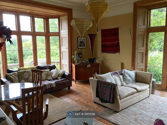 2 Bedroom Flat To Rent In Bentham Hill House, Tunbridge Wells, TN3