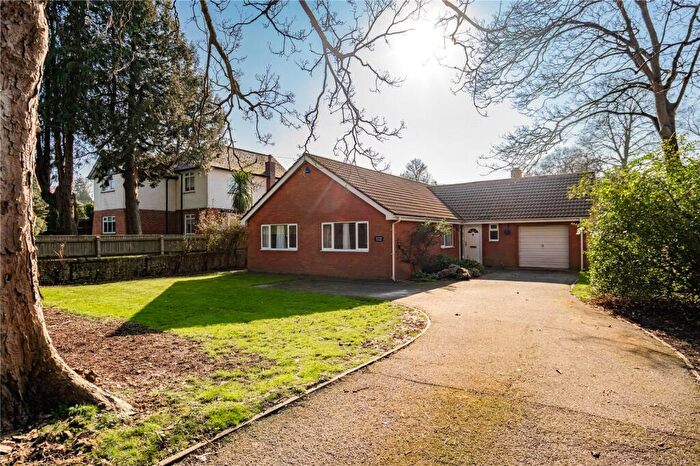 3 Bedroom Bungalow For Sale In Low Road, Healing, Grimsby, Lincolnshire, DN41