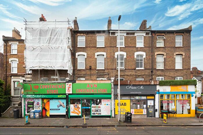 1 Bedroom Flat To Rent In Killyon Terrace, London, SW8