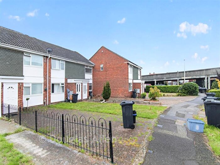 2 Bedroom Terraced House For Sale In Pintail Road, Woodford Green, Essex, IG8
