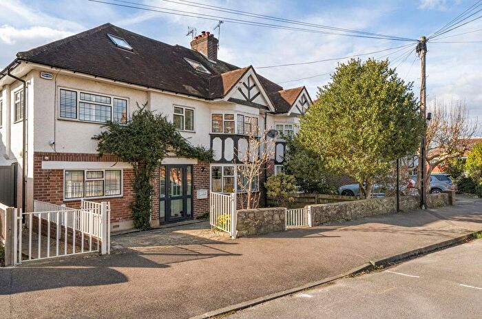 5 Bedroom Semi-detached House For Sale In Vine Court Road, Sevenoaks, TN13