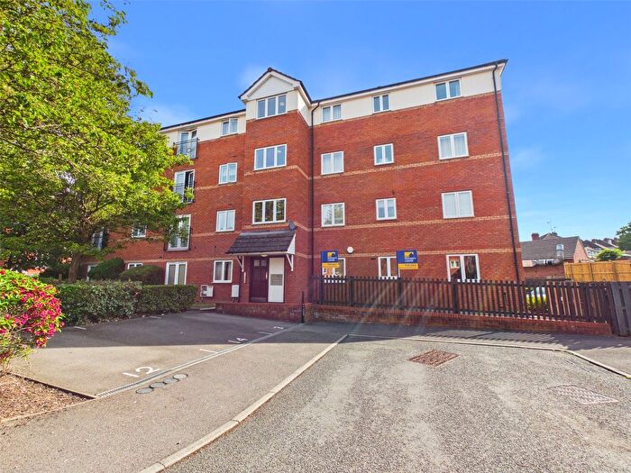 2 Bedroom Flat For Sale In Michael Tippet Drive, Worcester, Worcestershire, WR4