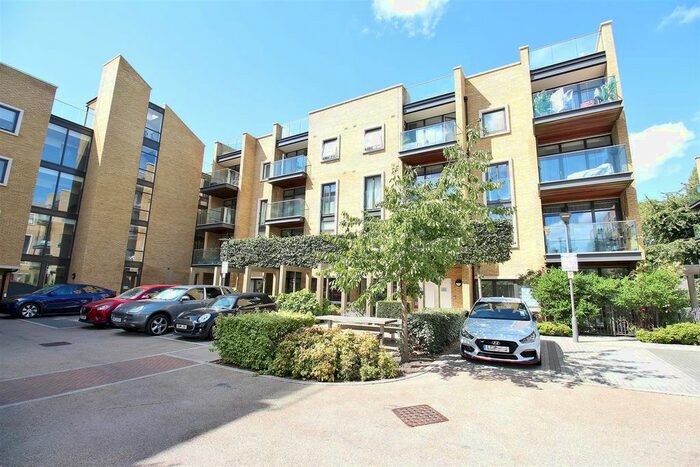 1 Bedroom Flat To Rent In Frazer Nash Close, Isleworth, TW7
