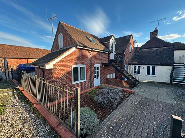 1 Bedroom Apartment To Rent In A Reading Road, Pangbourne, Reading, Reading, Berkshire, RG8