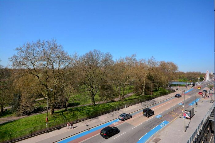 1 Bedroom Flat To Rent In Queenstown Road, Battersea Park, London, SW11