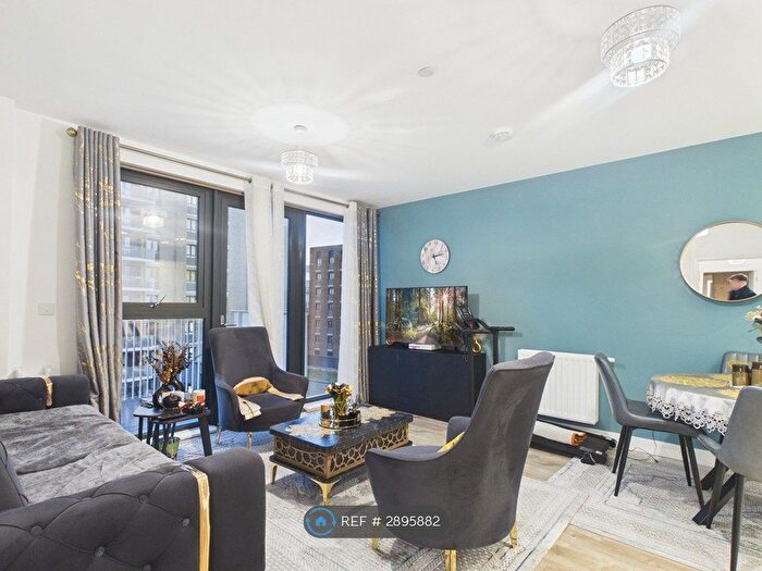 2 Bedroom Flat To Rent In Marquess House, London, NW10