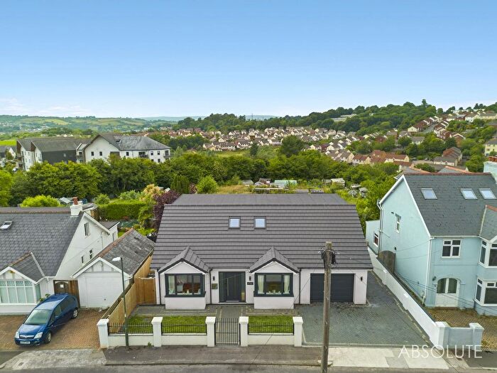 5 Bedroom Detached House For Sale In Beechfield Avenue, Torquay, TQ2