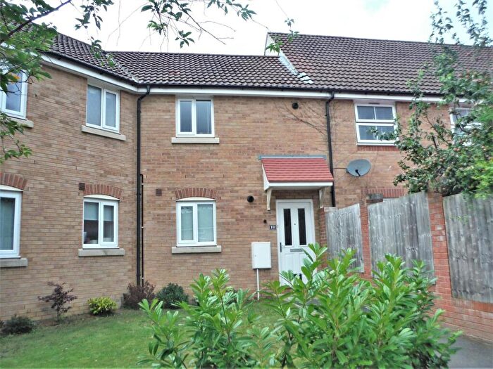 2 Bedroom Flat For Sale In Anzio Road, Devizes, SN10