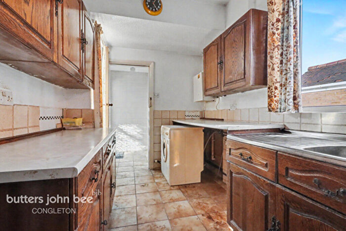 3 Bedroom Semi-Detached House For Sale In Moorfield Avenue, Stoke-On-Trent, ST8
