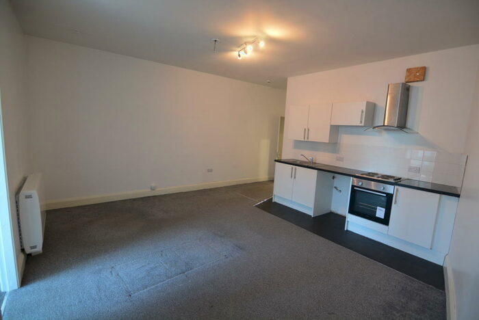 2 Bedroom Flat To Rent In Capitol Buildings, Seaview Road, Wallasey, CH45