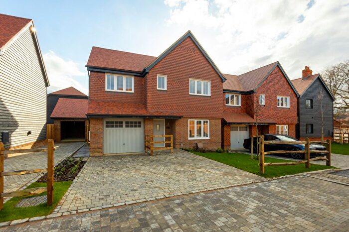 4 Bedroom Detached House For Sale In Coningsby Road, Hawkinge, Folkestone, Kent, CT18