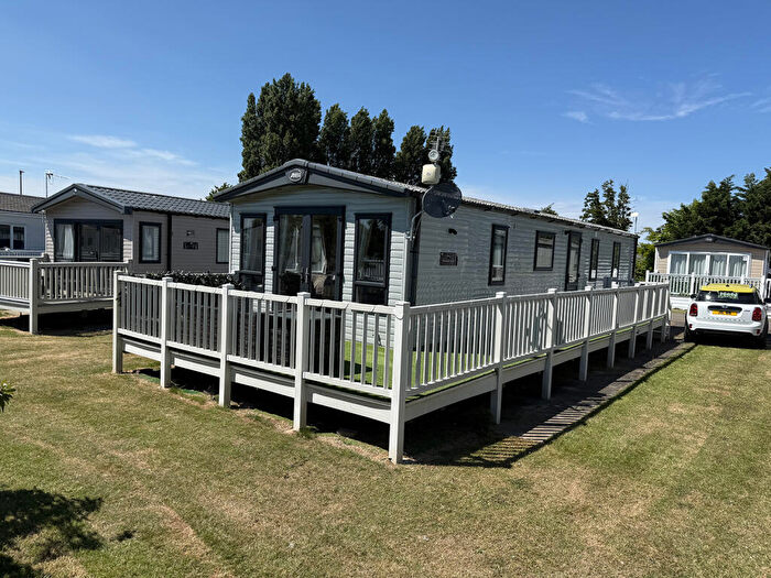 3 Bedroom Caravan For Sale In Manor Park Holiday Park, Manor Road, Hunstanton, Norfolk, PE36