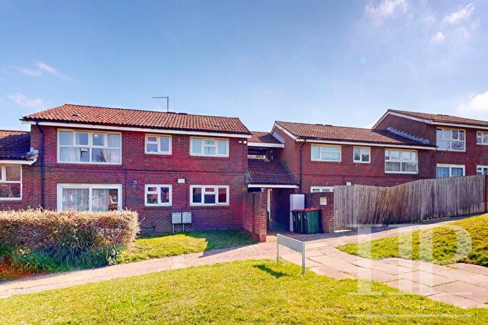 1 Bedroom Maisonette To Rent In Iveagh Close, Crawley, RH11