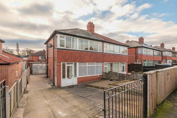 3 Bedroom Semi-Detached House To Rent In Henconner Road, Chapel Allerton, Leeds, LS7