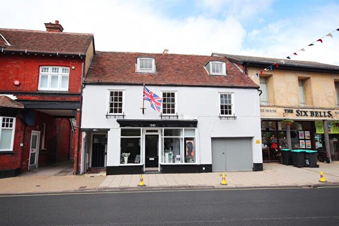 3 Bedroom Apartment To Rent In St. Thomas Street, Lymington, SO41