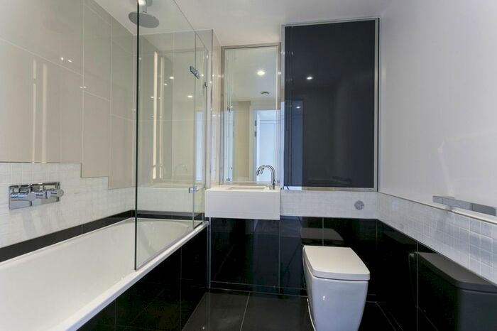 2 Bedroom Flat To Rent In Eagle Point, City Road, London, EC1V