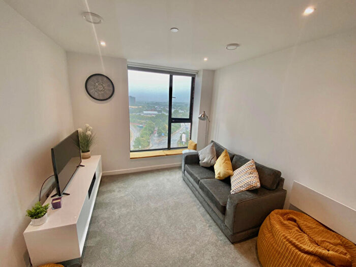 1 Bedroom Apartment To Rent In Wharf End, Manchester, Lancashire, M17