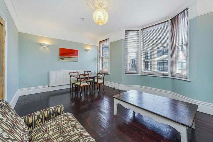 1 Bedroom Flat To Rent In Putney Bridge Road, London, SW15