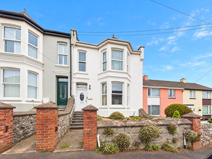 4 Bedroom End Of Terrace House For Sale In Whiterock Road, Wadebridge, Cornwall, PL27