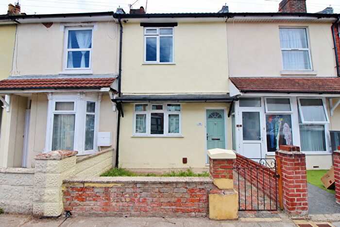 3 Bedroom Terraced House For Sale In Emsworth Road, North End, PO2