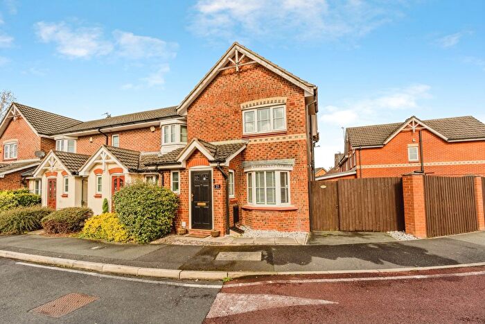 3 Bedroom End Terrace House For Sale In Hazelwood Road, Manchester, Lancashire, M22